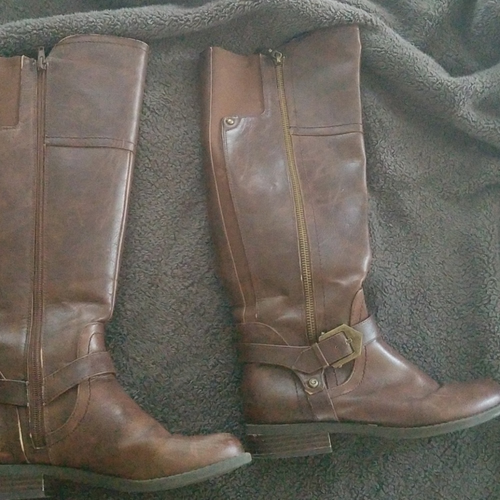Guess boots